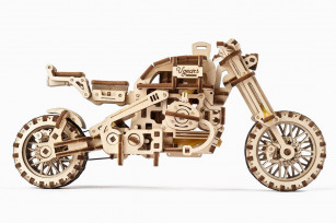 «Scrambler UGR-10 Motor Bike with sidecar» model kit