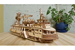 «Research Vessel» mechanical model kit