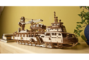 «Research Vessel» mechanical model kit