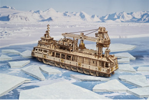 «Research Vessel» mechanical model kit