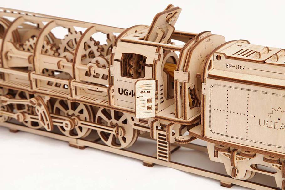 Dampflokomotive mit Tender «UGEARS 460»