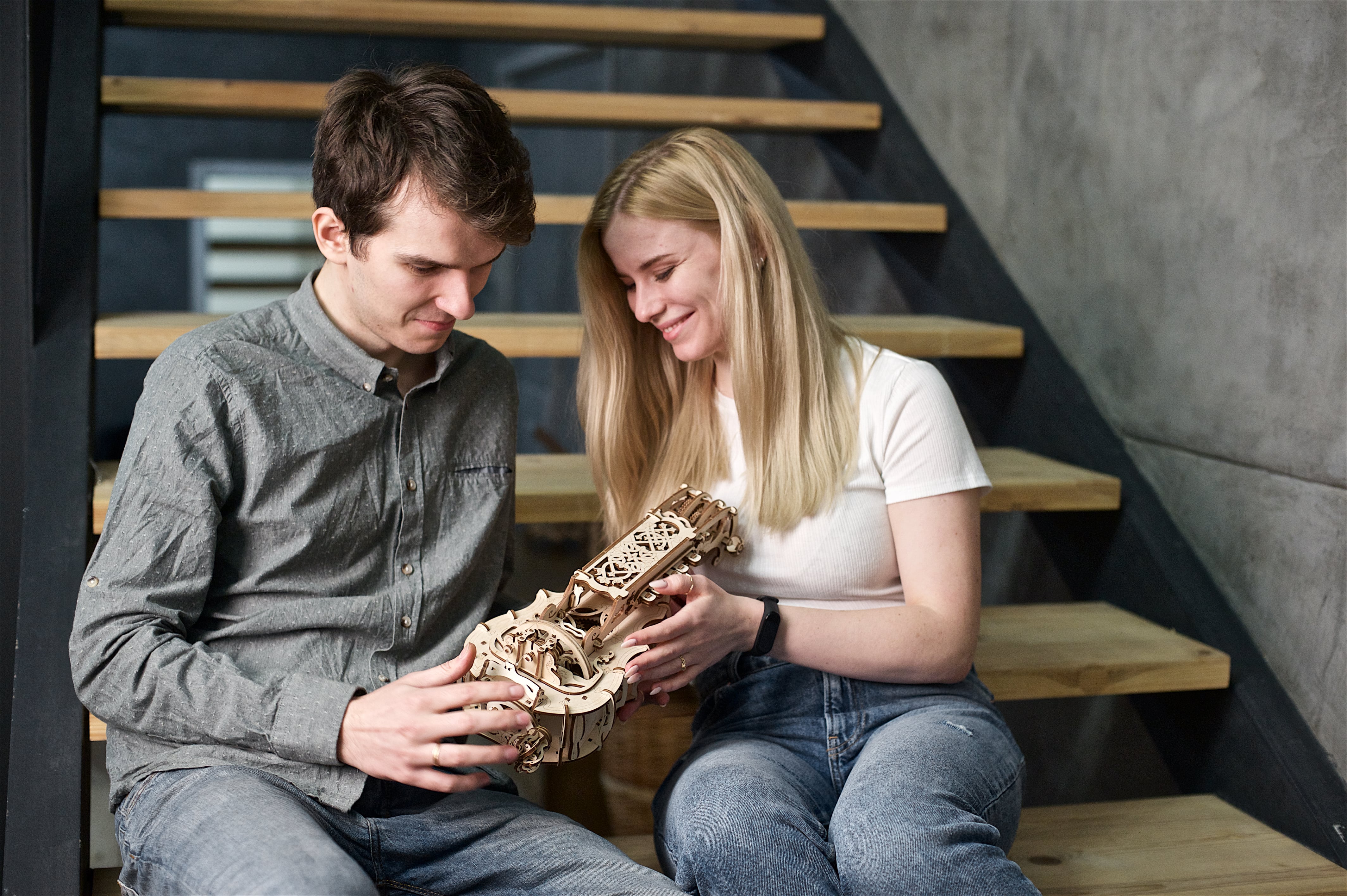 Puzzles 3D mécaniques en bois pour la Saint Valentin